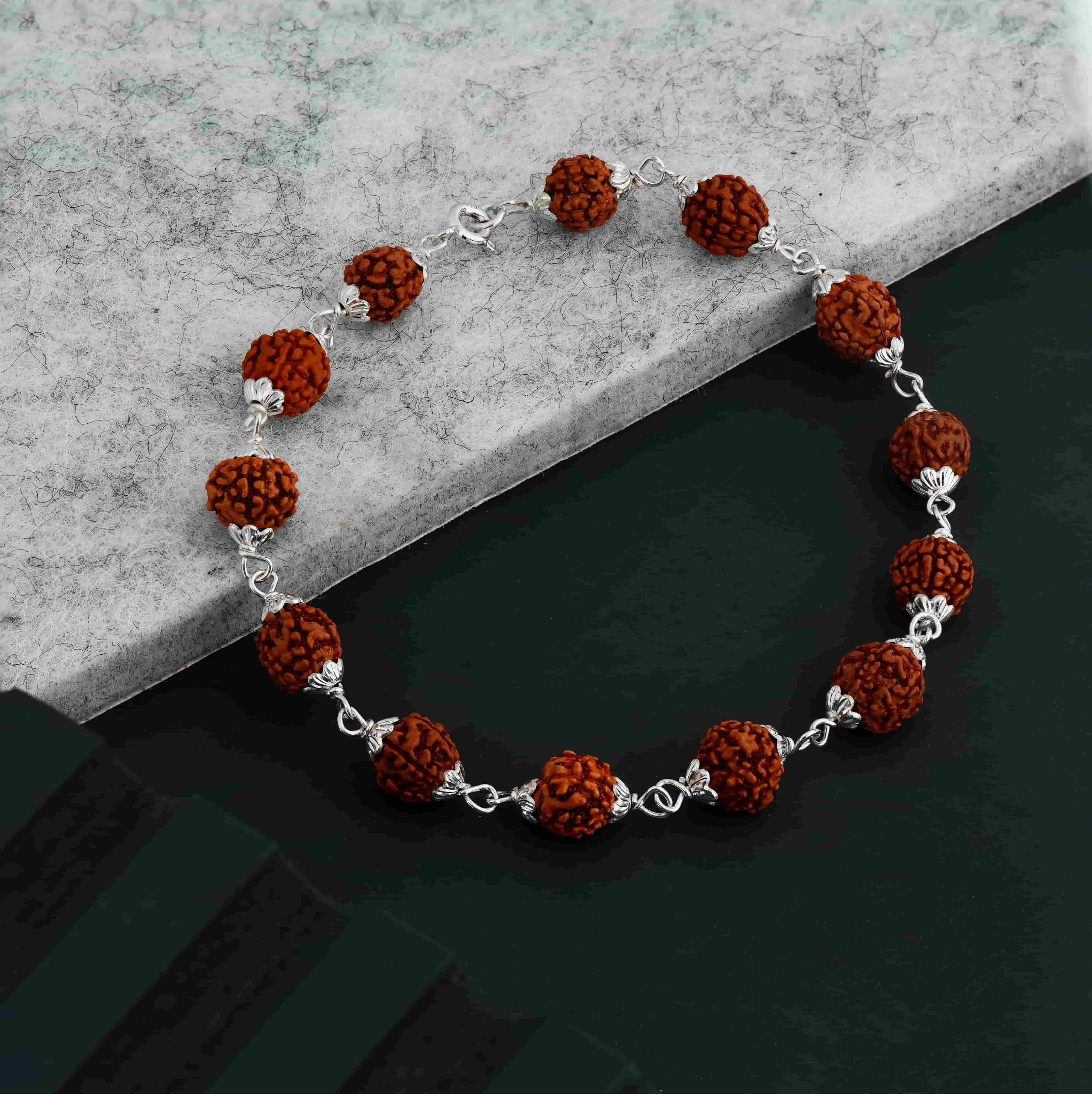 Rudraksha Brasclate